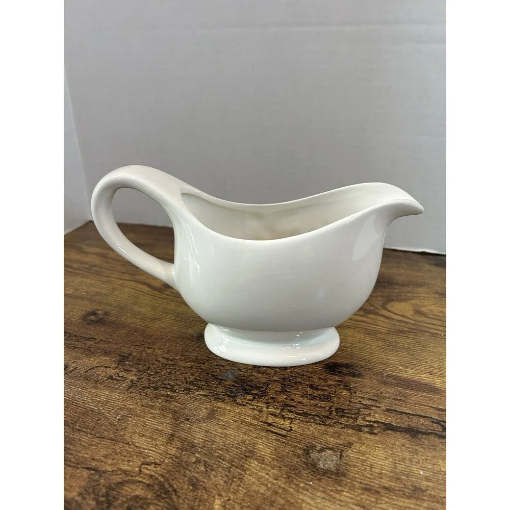 Better Homes Gardens Heritage White Fruit Berry Gravy Boat Farmhouse Dine Decor